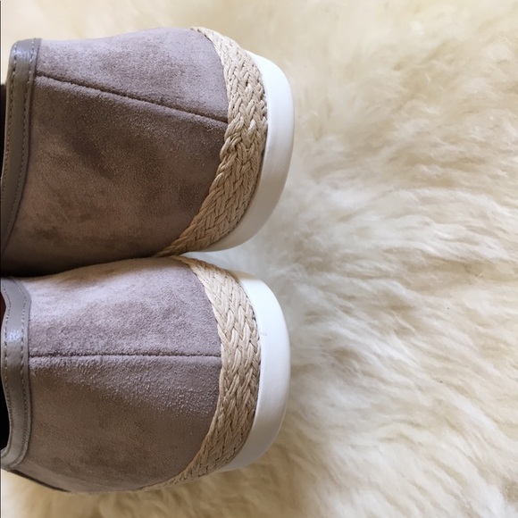 Vince Acker Suede Espadrille Sneaker - Picture 5 of 7